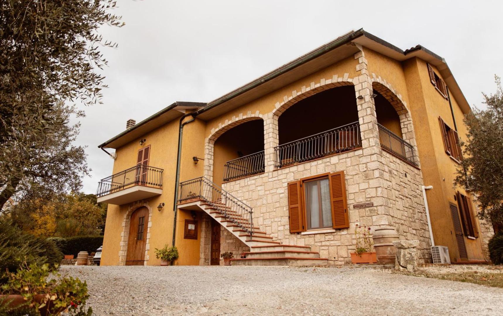 Agriturismo La Sede Di Carlo Saturnia Exterior foto